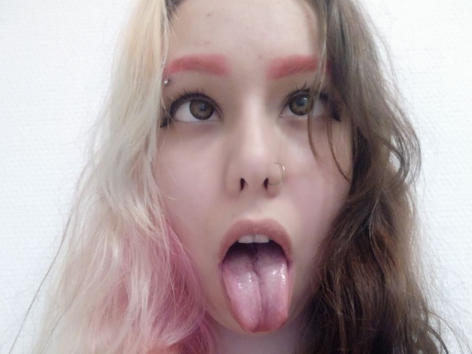 Image de profil du modèle de webcam mooonpie