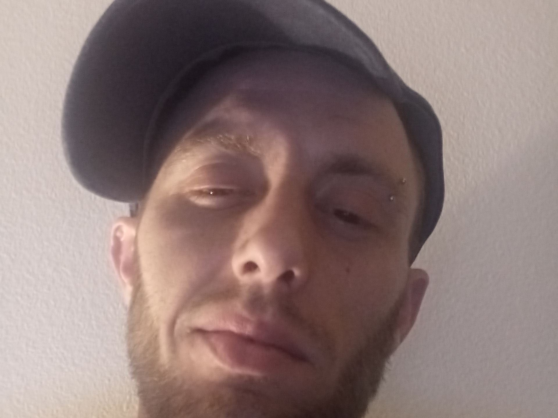 Imagen de perfil de modelo de cámara web de StonednZoned