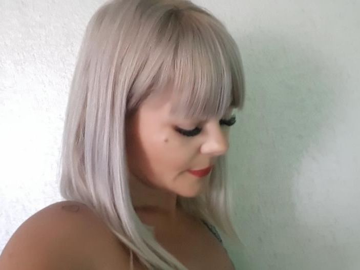 SERREENA immagine del profilo del modello di cam
