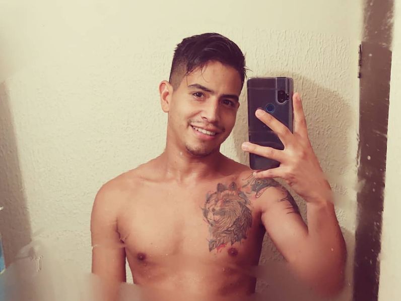 Imagen de perfil de modelo de cámara web de Juanittoo