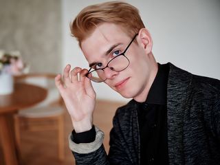 Image de profil du modèle de webcam NanesWils