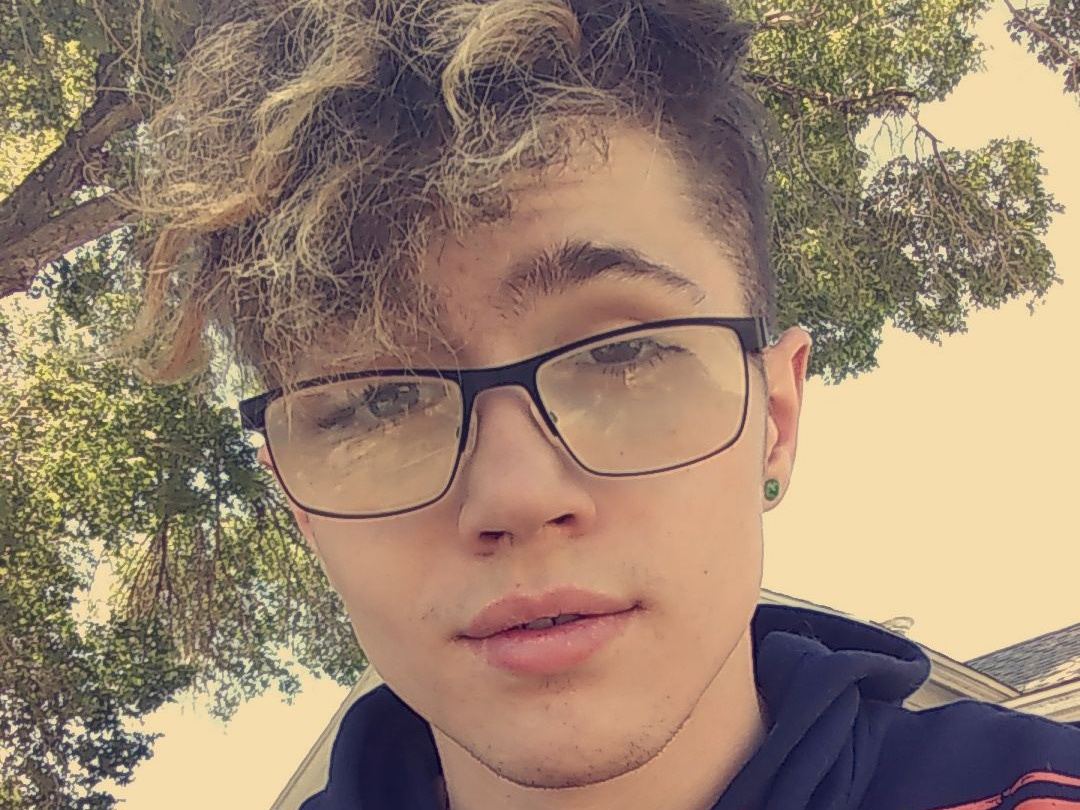 Profilbilde av Charlieboy21 webkamera modell