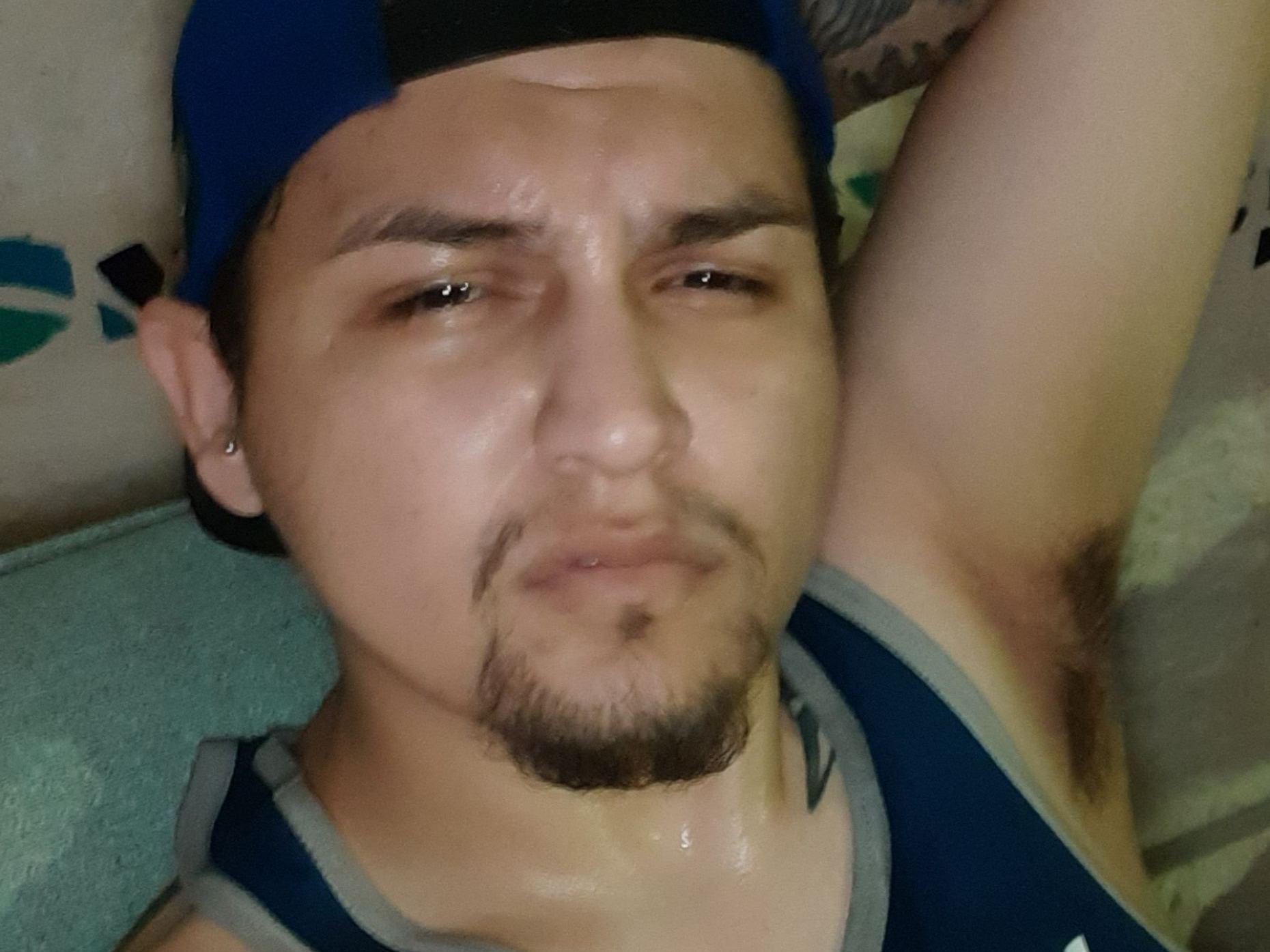 Image de profil du modèle de webcam StraightDude211994