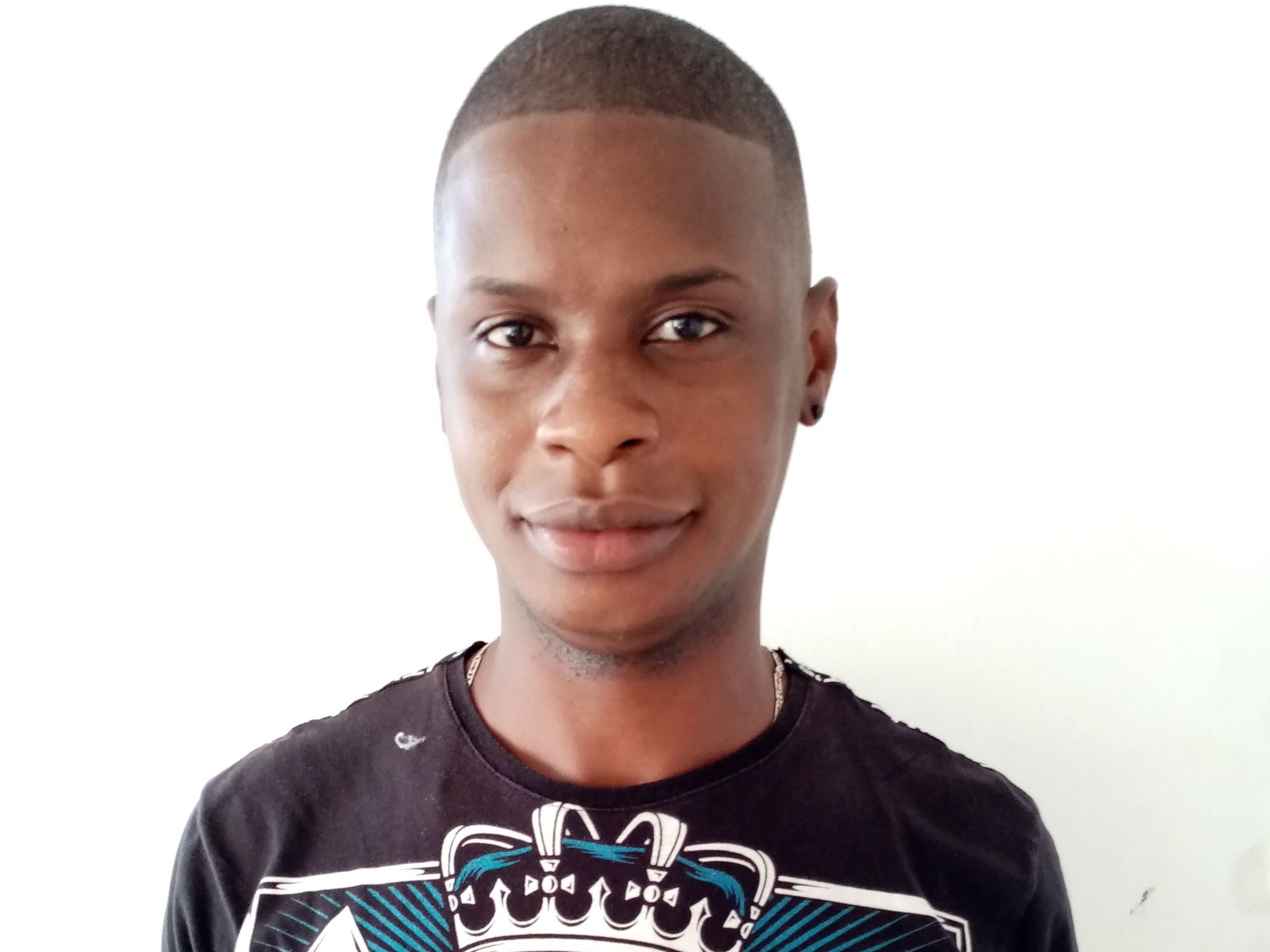 Image de profil du modèle de webcam luiguy_strong