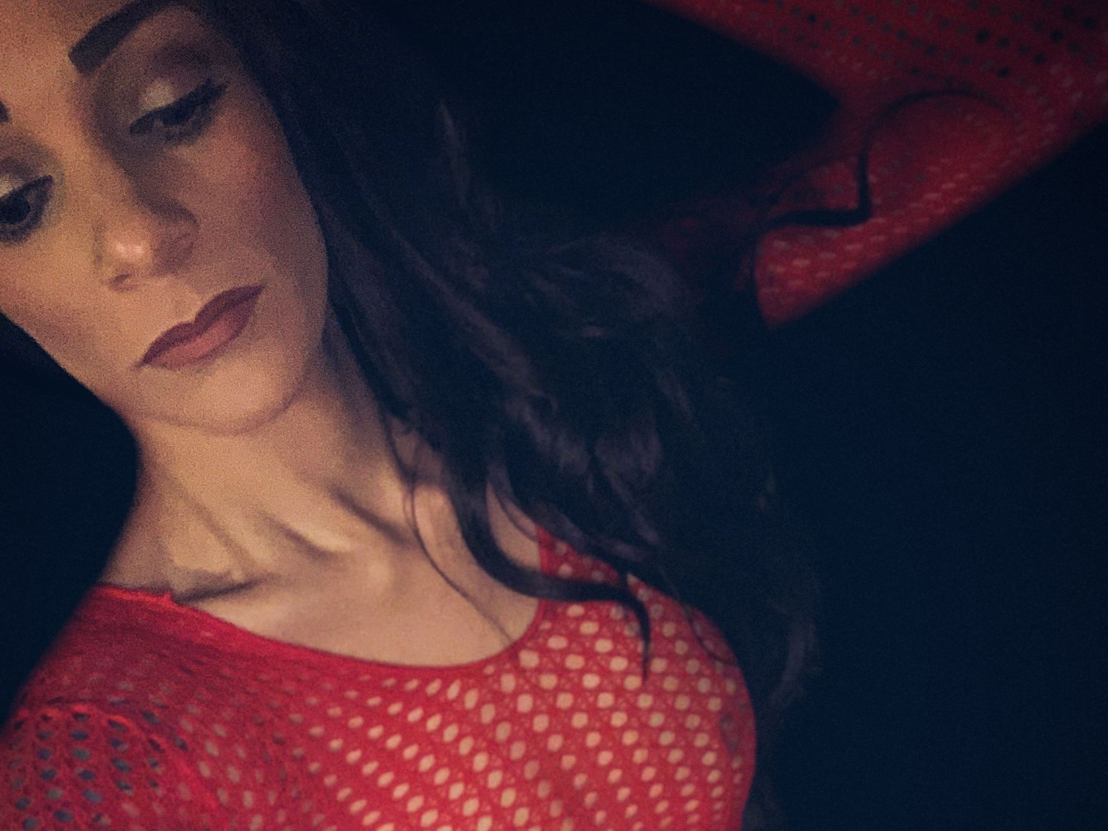 Image de profil du modèle de webcam SophiaJBelle