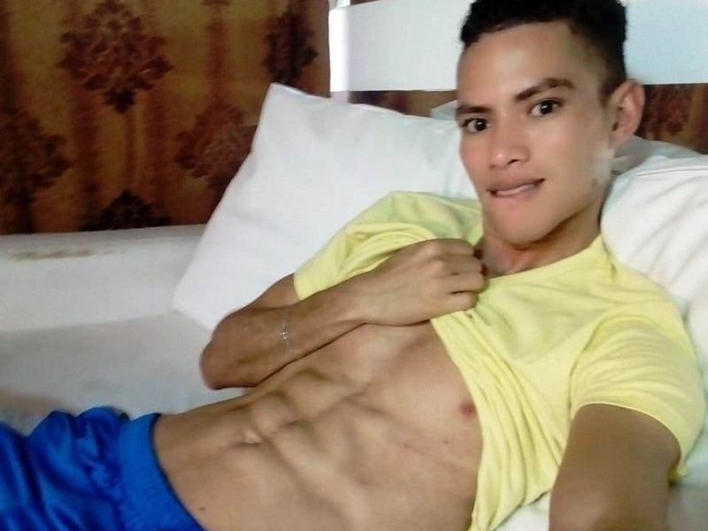 Alexander_Magnon profielfoto van cam model 