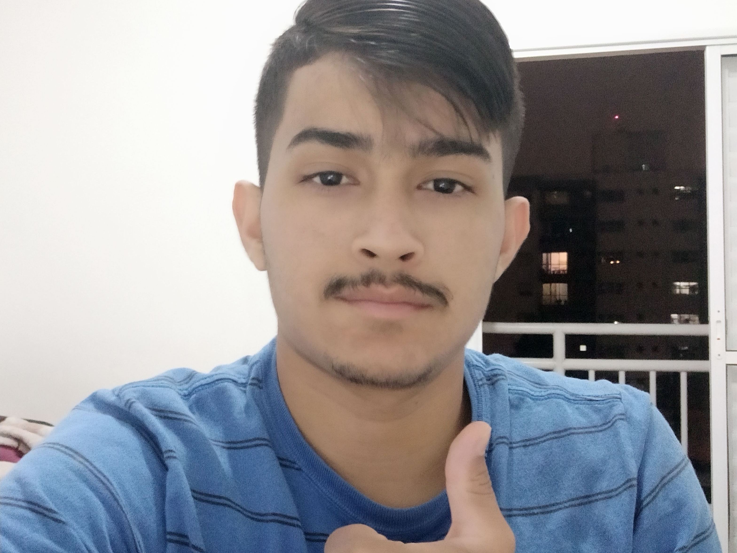 Image de profil du modèle de webcam stevelima