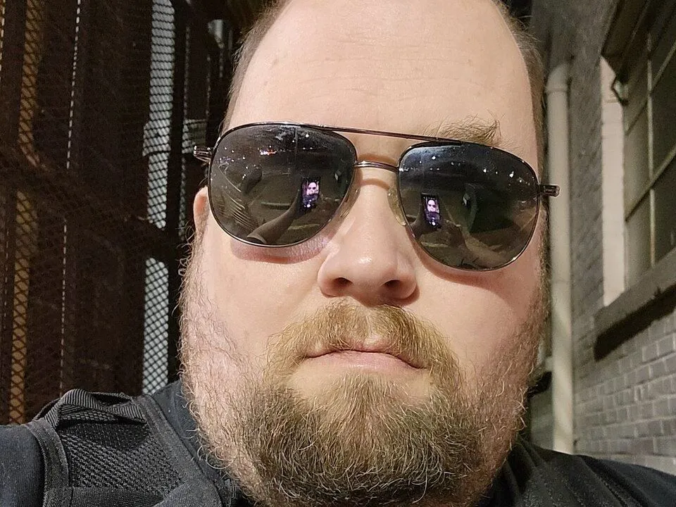 Txbullstud profilbild på webbkameramodell