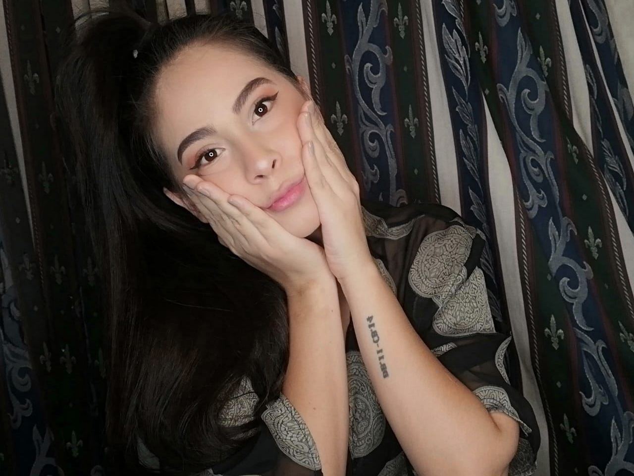 Profilbilde av sacmi_shazel webkamera modell