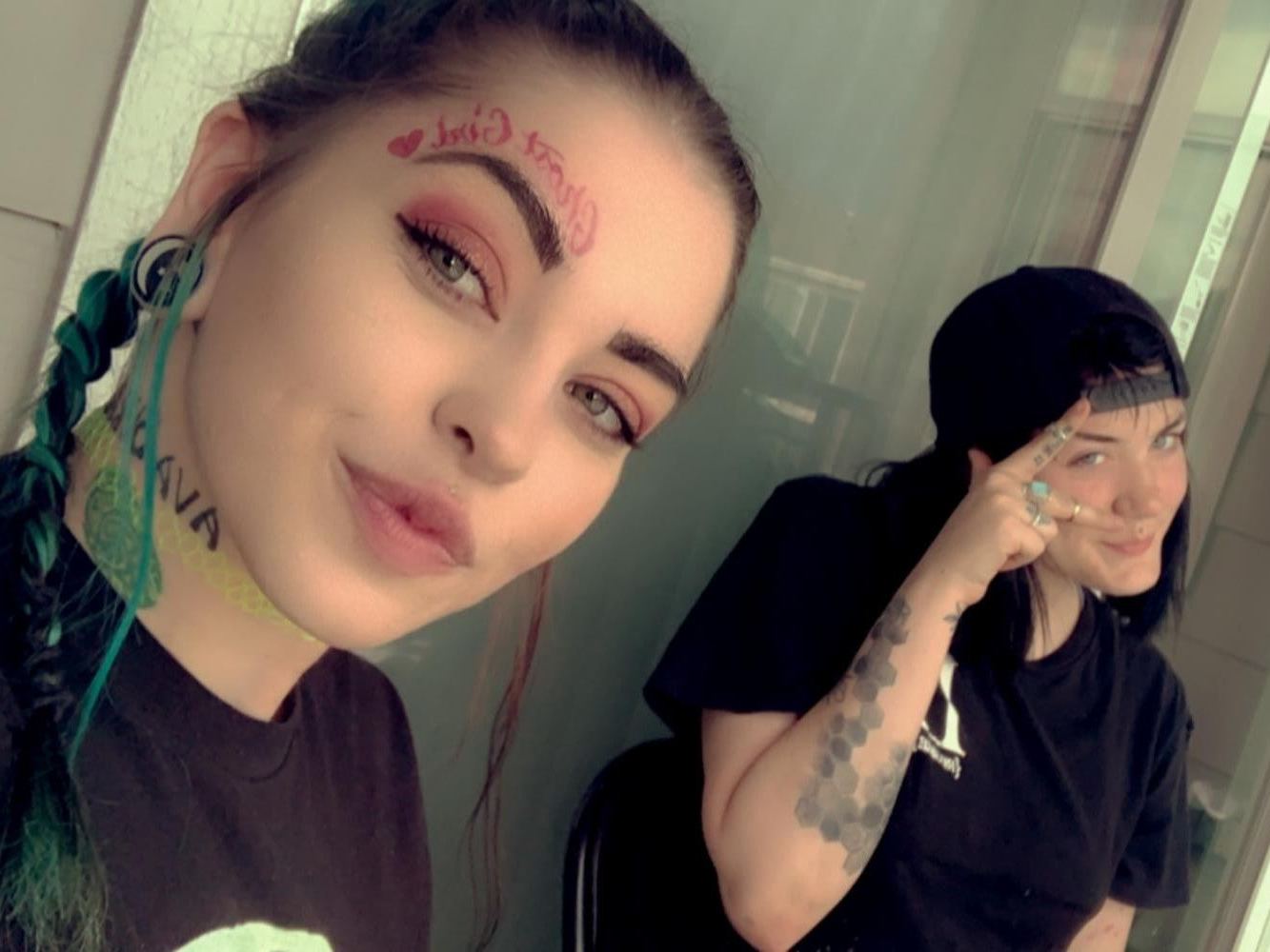 Ivy_and_Luna Profilbild des Cam-Modells 