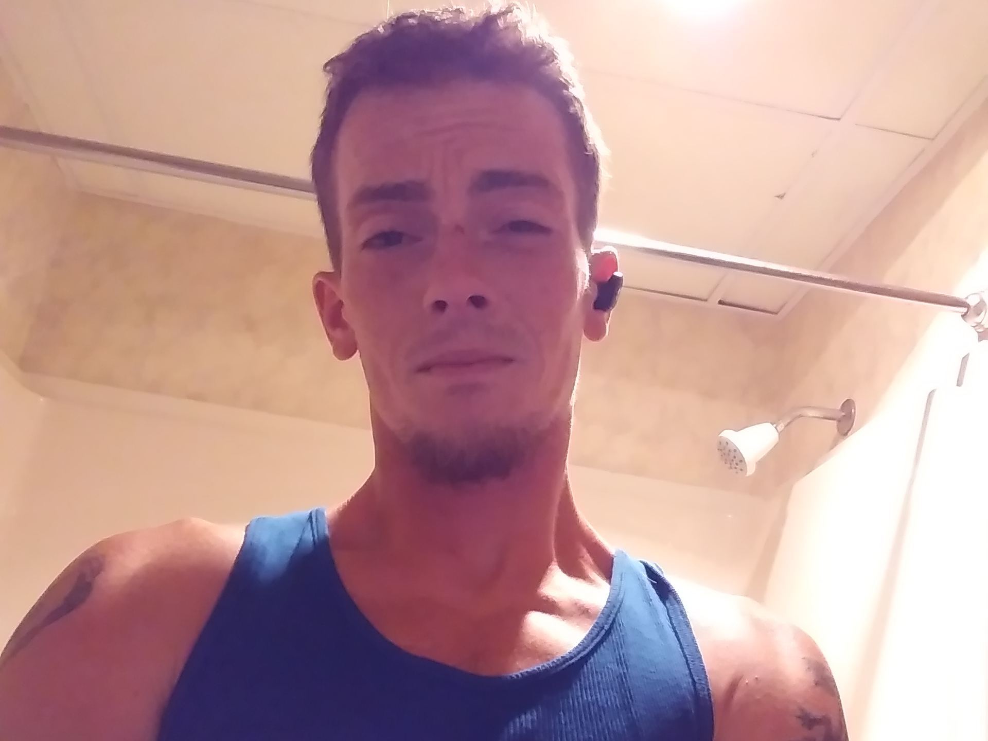 Image de profil du modèle de webcam Fitstanima