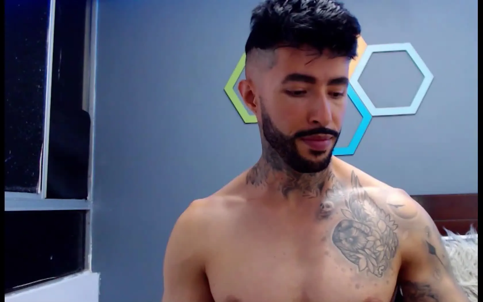 Performer Maximus_Golden Video 1