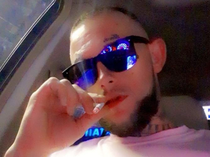 Imagen de perfil de modelo de cámara web de IamHe_88