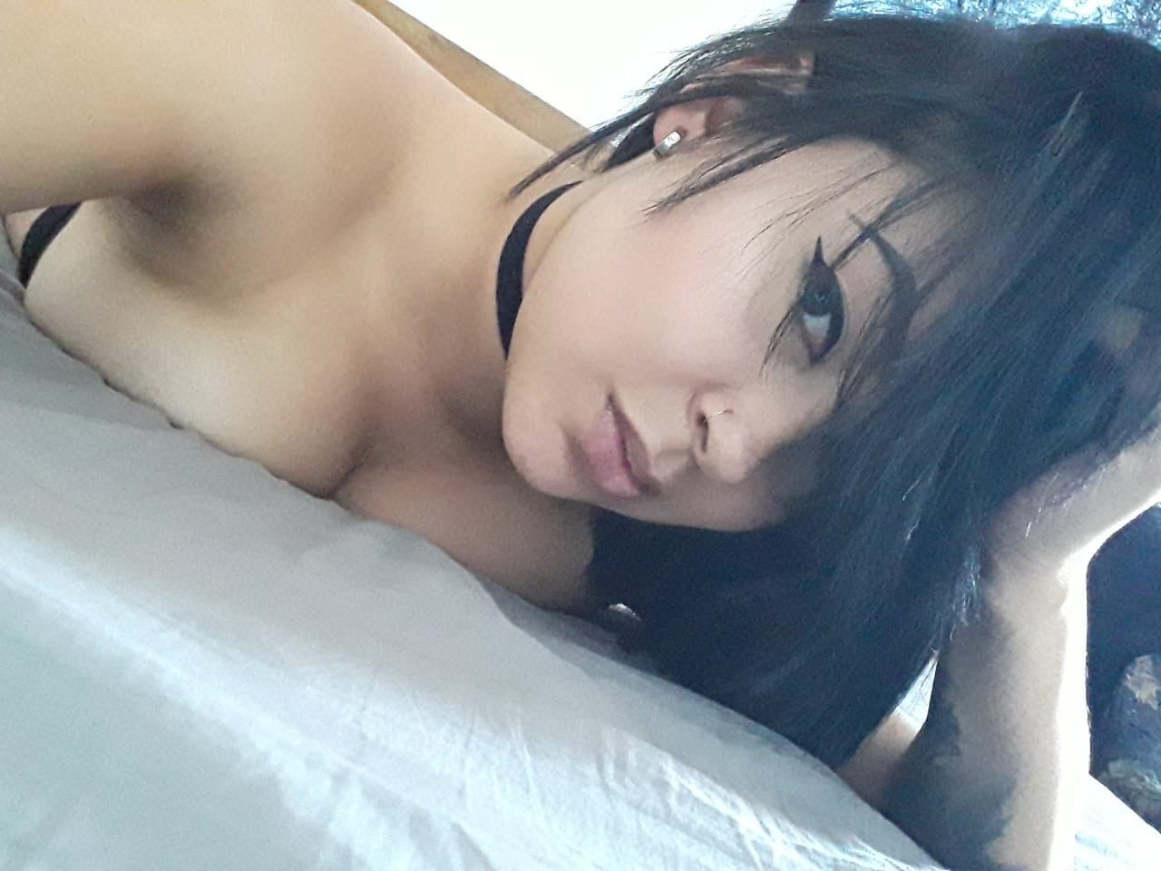 Image de profil du modèle de webcam Katana_Pierce