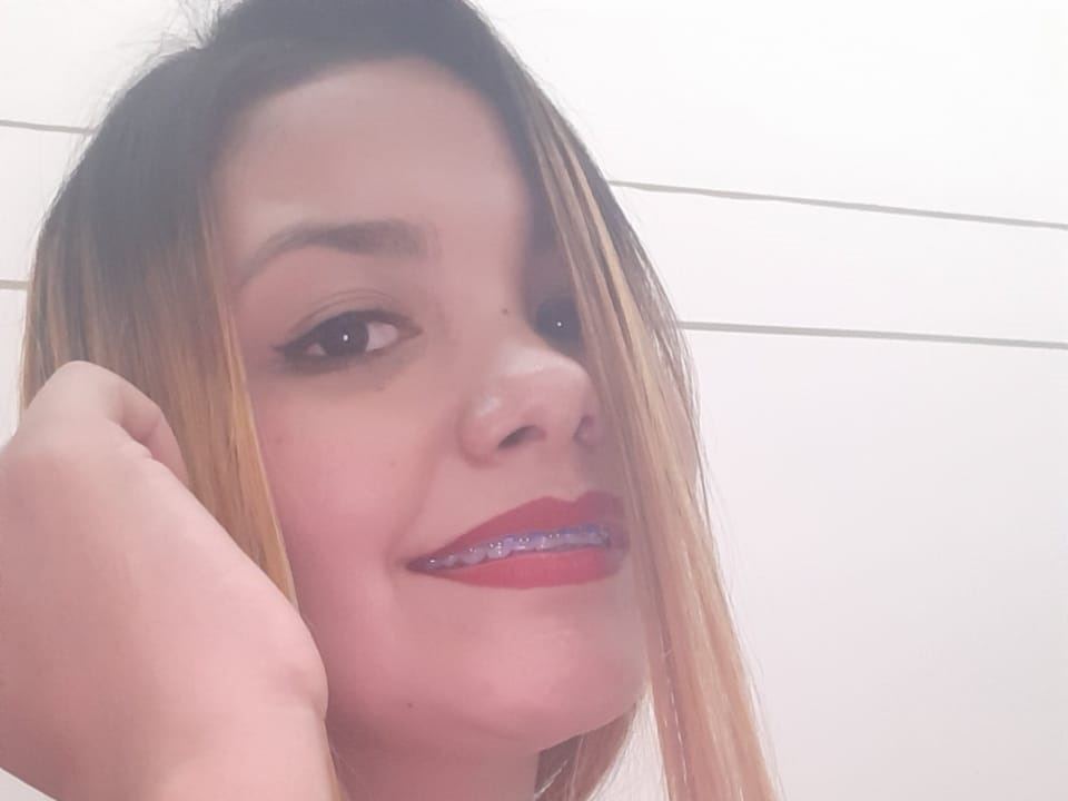 Foto de perfil de modelo de webcam de Emy_Connors 