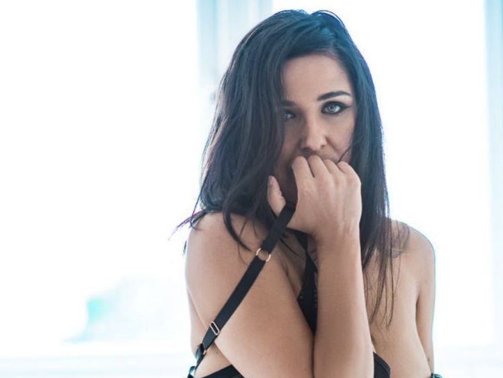 British_Tori profielfoto van cam model 