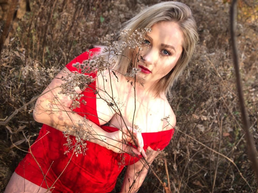 Image de profil du modèle de webcam Camilla_Dawson