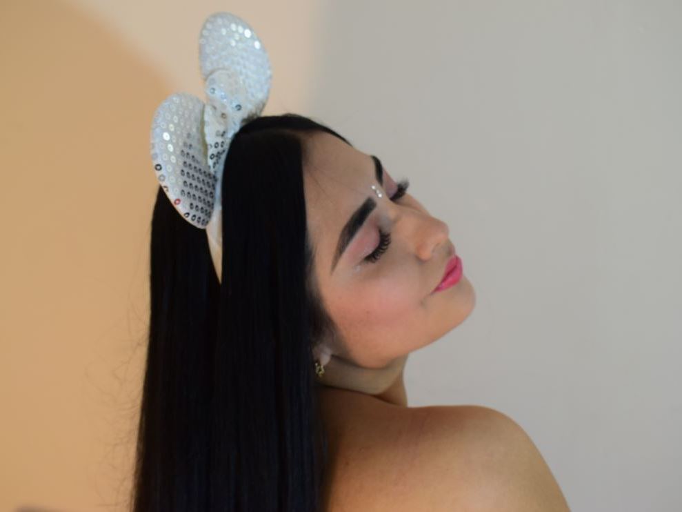 Image de profil du modèle de webcam DahianRose