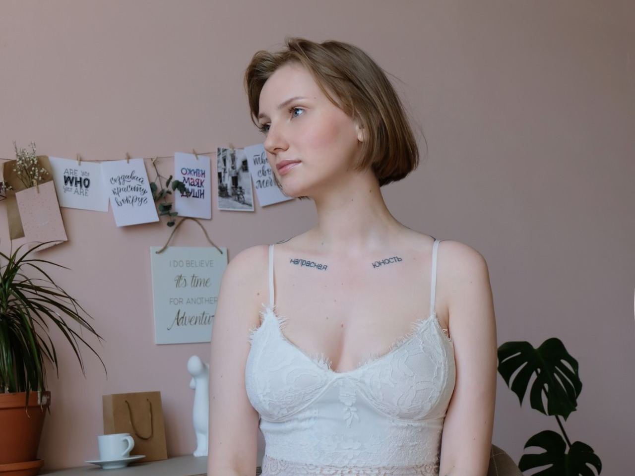 AlarieAlysha immagine del profilo del modello di cam