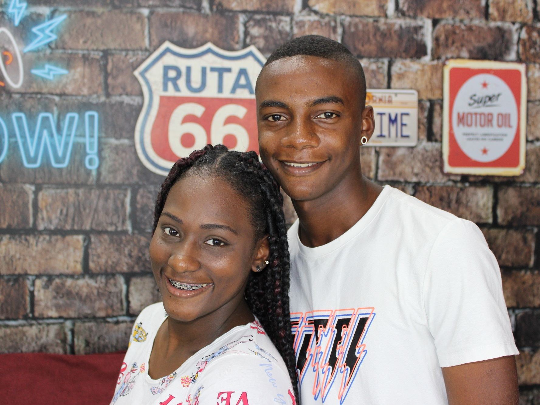Profilbilde av Kailly_and_Dereck webkamera modell