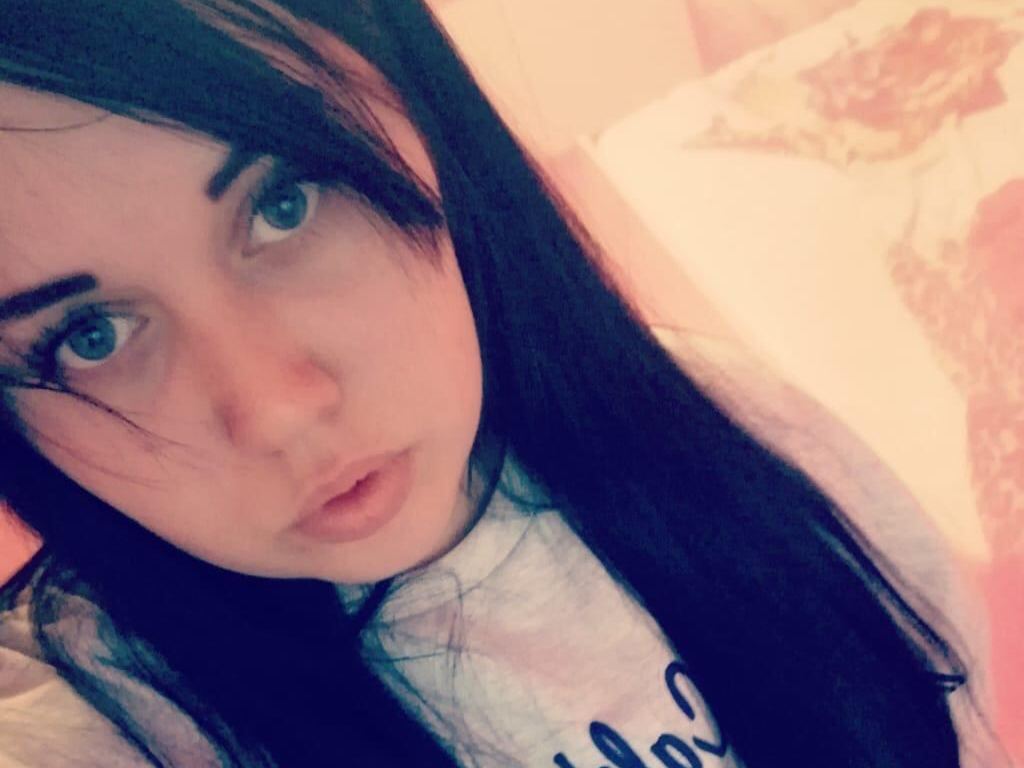 AnnaGirll18X profielfoto van cam model 