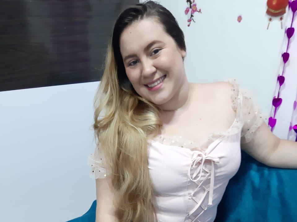 Profilbilde av curvylorie65 webkamera modell