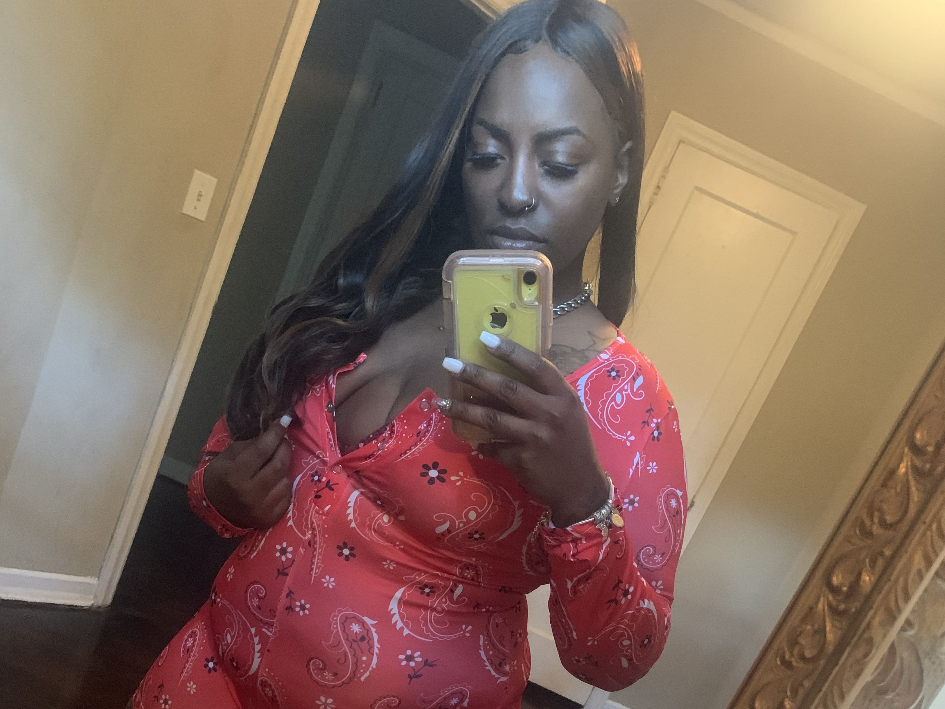 ChocolateTingz immagine del profilo del modello di cam