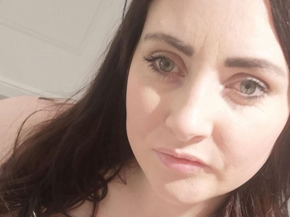 BustyBrunetteDaisy profielfoto van cam model 