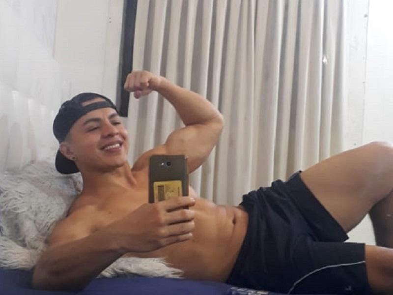 jared_jones profilbild på webbkameramodell 