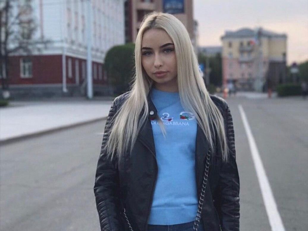Imagen de perfil de modelo de cámara web de Stellax_Bloom