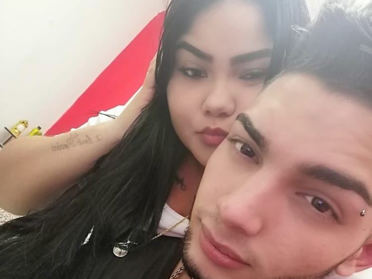 Imagen de perfil de modelo de cámara web de Horny_couple18