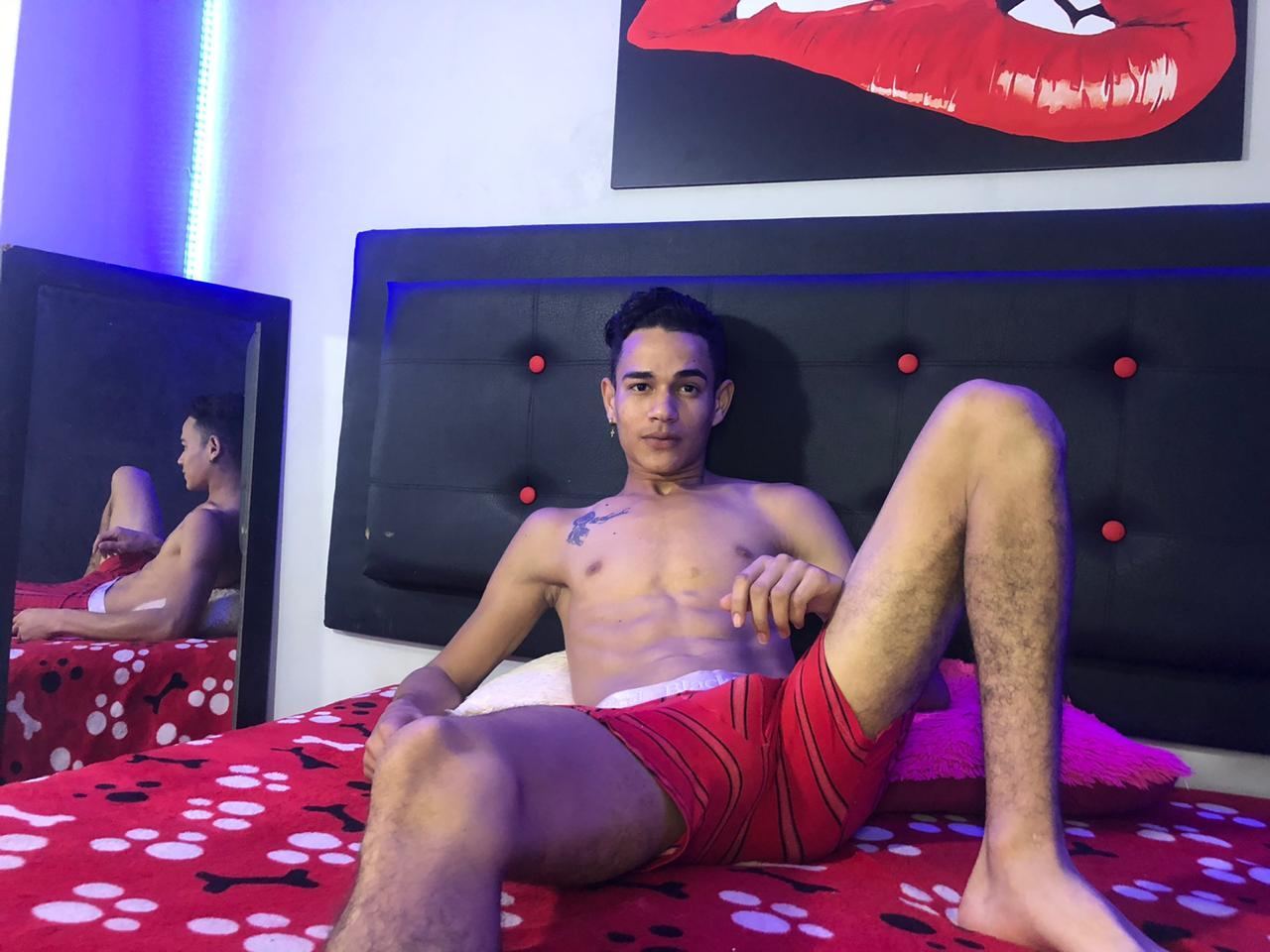 Imagen de perfil de modelo de cámara web de simonx