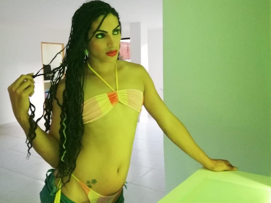 Imagen de perfil de modelo de cámara web de elssa_jean