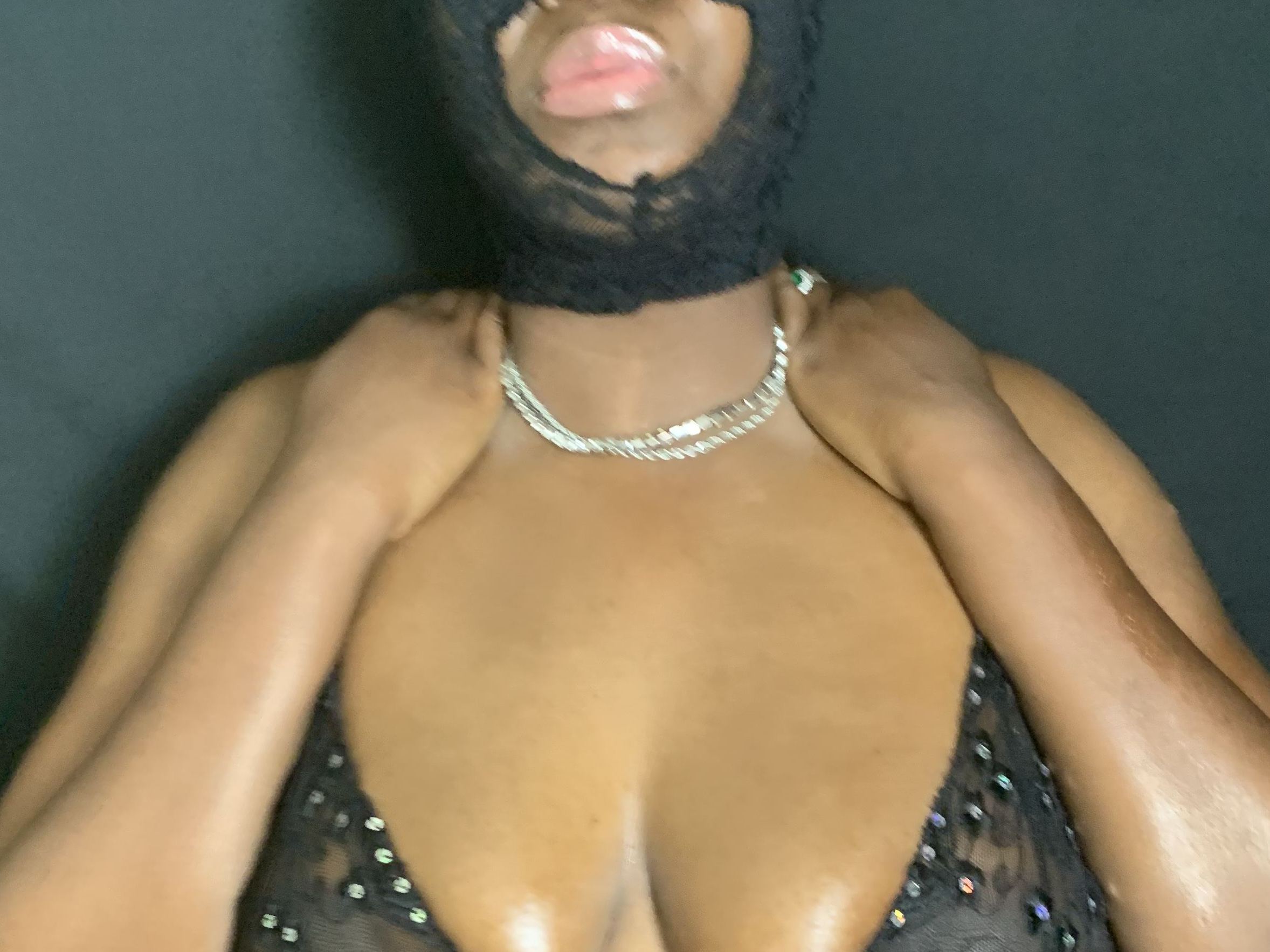 Prettylaurag Profilbild des Cam-Modells 
