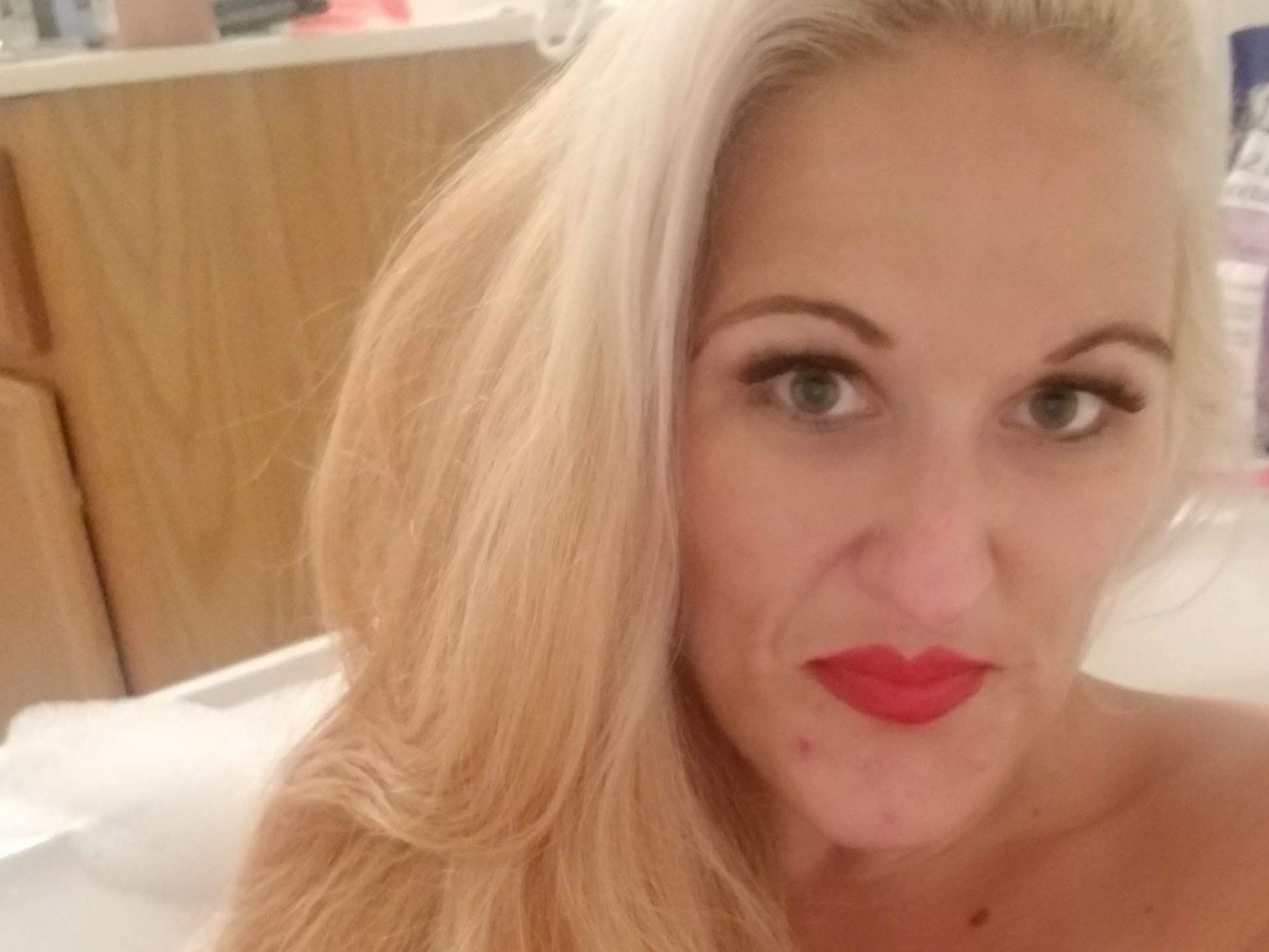 Liz_LoveXXX immagine del profilo del modello di cam