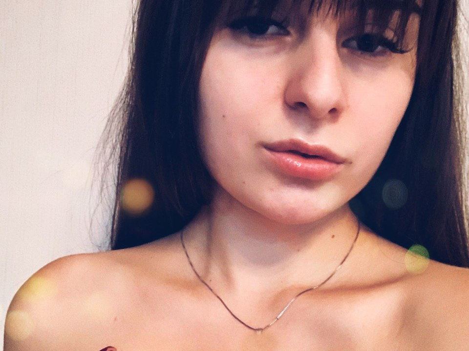 CherryBerryy Profilbild des Cam-Modells 