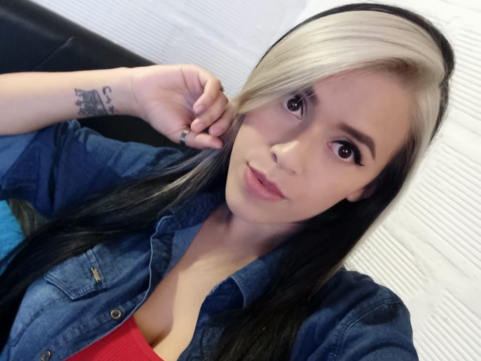 Image de profil du modèle de webcam Dulce_Samanthaa