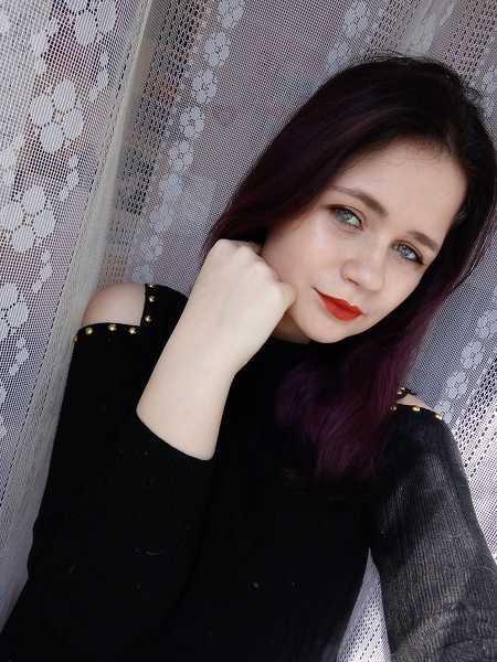 Darsteller AdelinaSame Foto 2