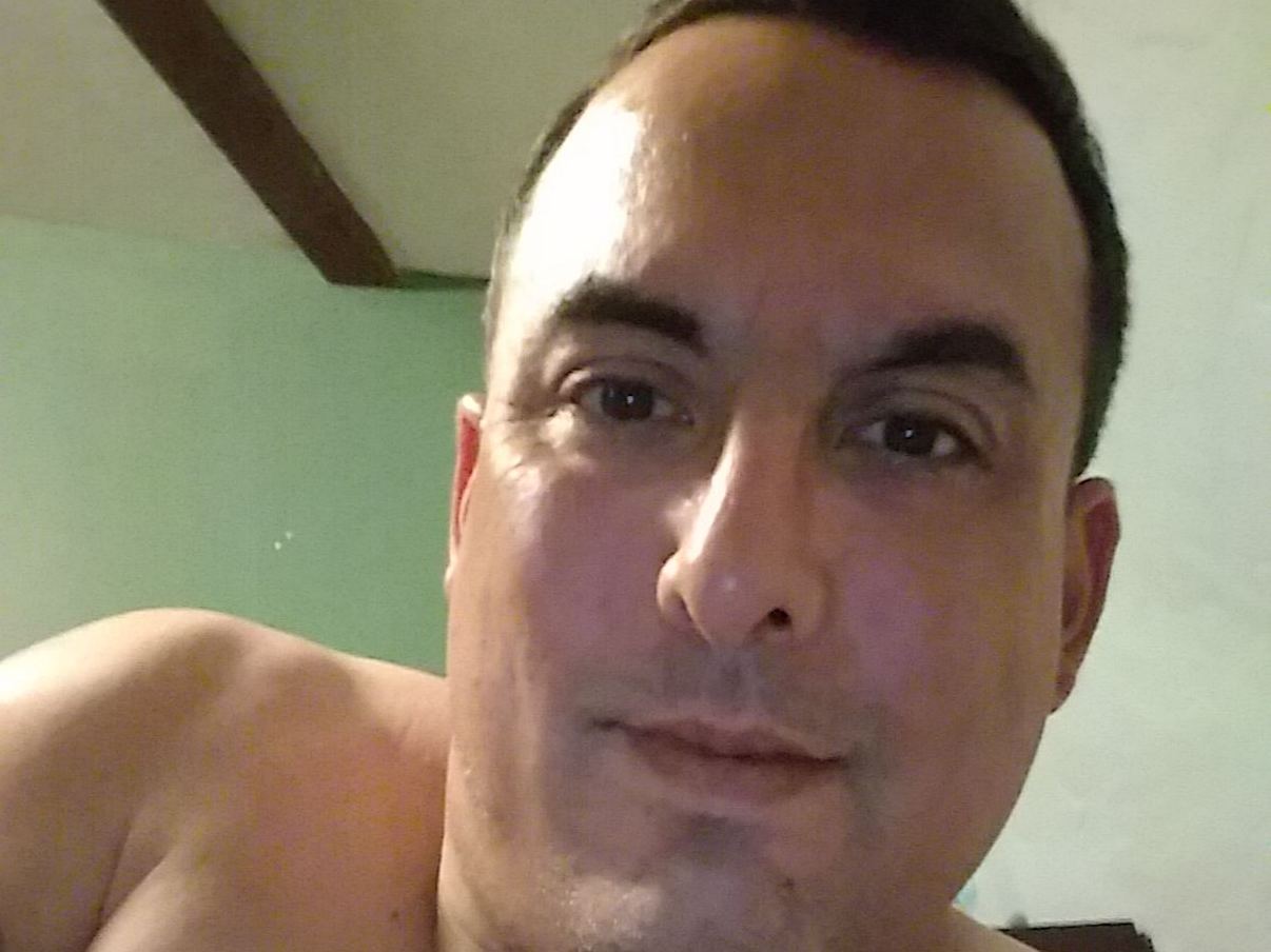 Image de profil du modèle de webcam NewAgeOutlaw
