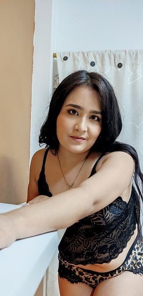 Artist misy Foto 1