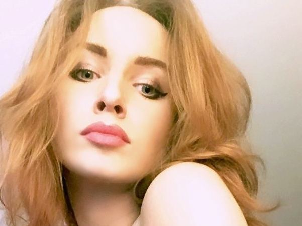 Imagen de perfil de modelo de cámara web de Mortebella2342