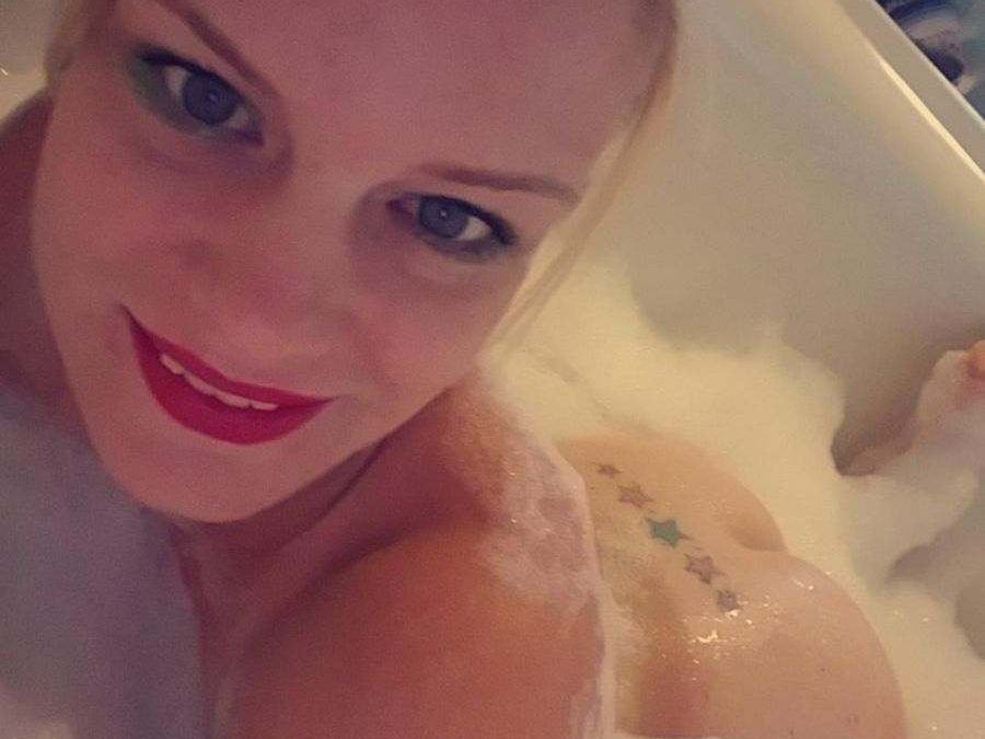 DIRTYAngel88 cam model profile picture 