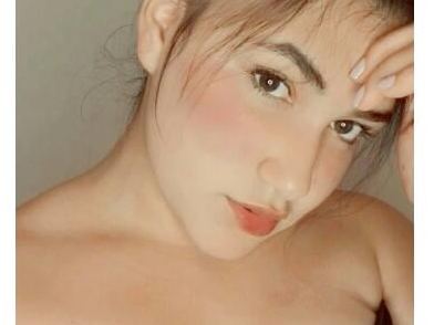 emilysexx18 cam model profile picture 