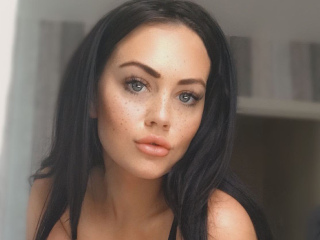 Image de profil du modèle de webcam CleoThomasBabestation