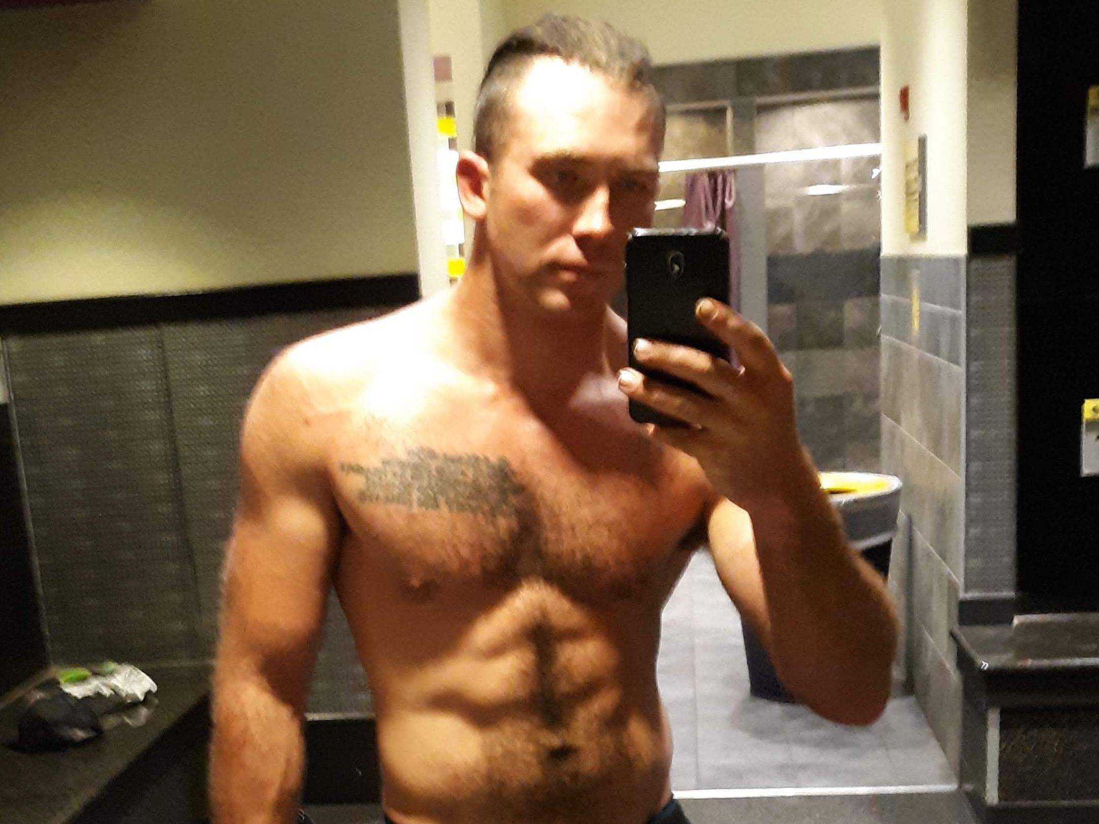 Image de profil du modèle de webcam Leo26
