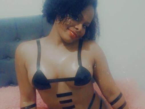 canela_milf cam model profile picture 