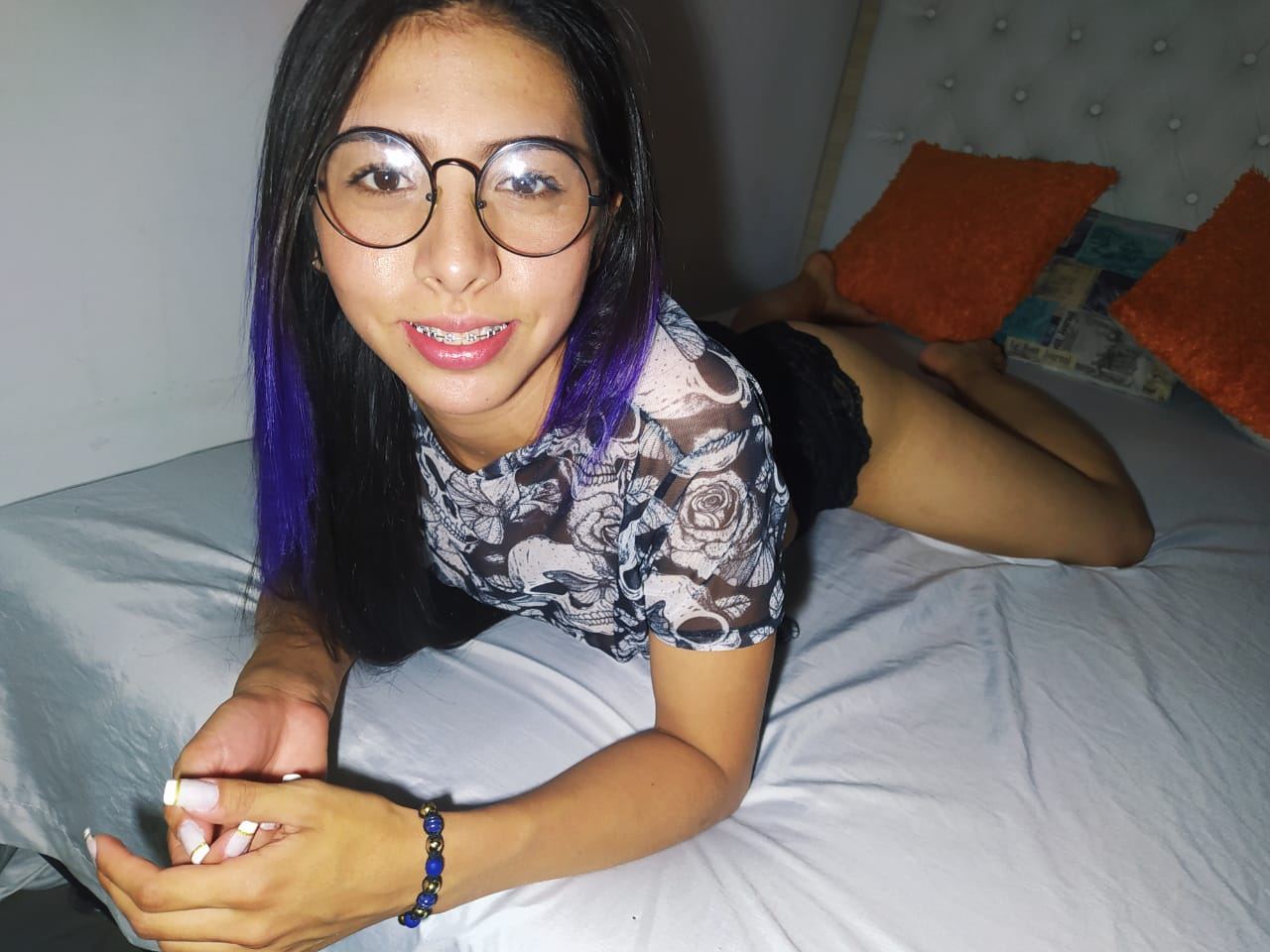 Imagen de perfil de modelo de cámara web de AcidPleasure