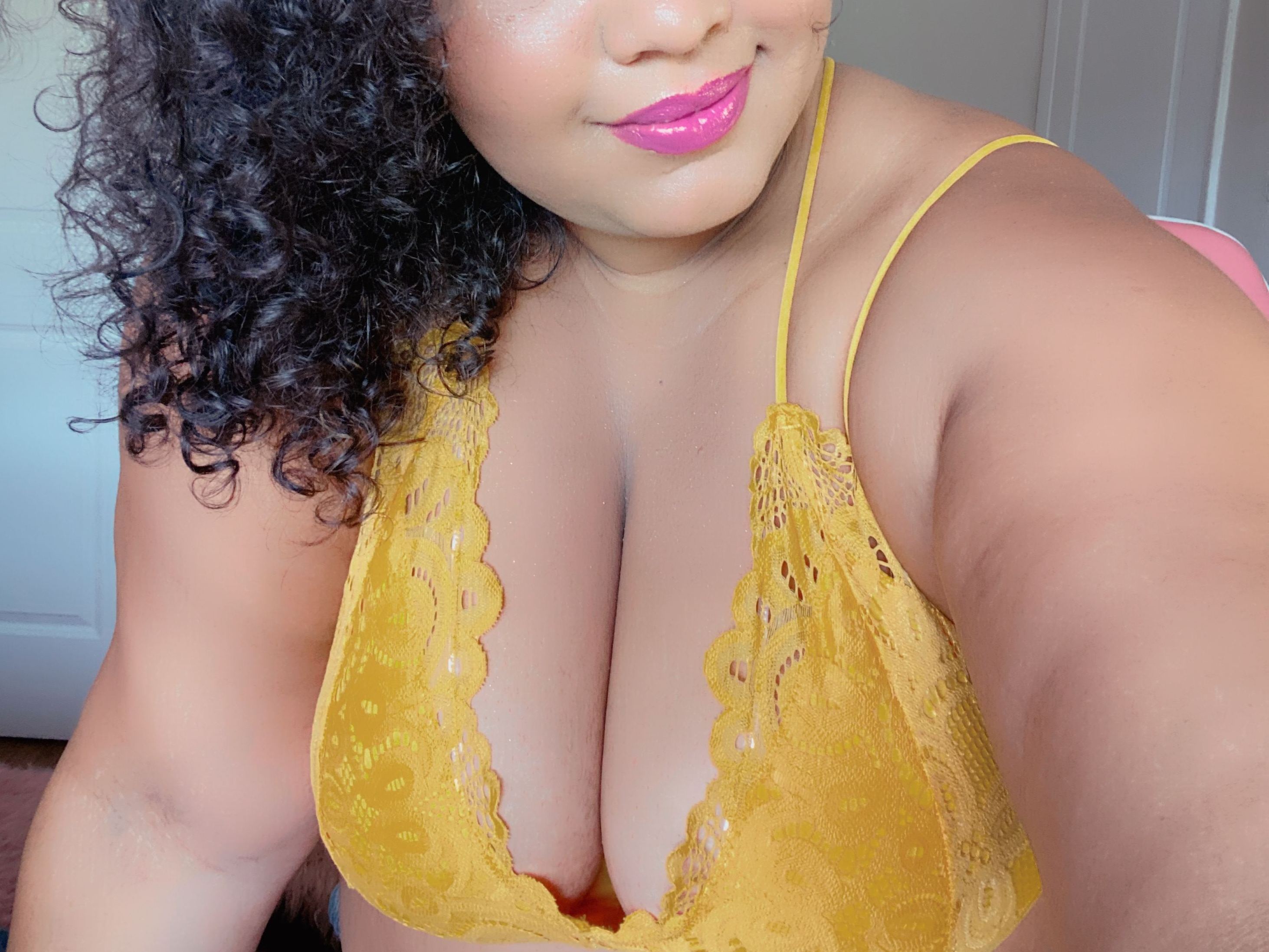 lalolakitten immagine del profilo del modello di cam