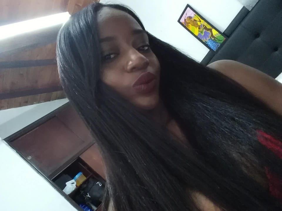 Image de profil du modèle de webcam Taylor_ebony