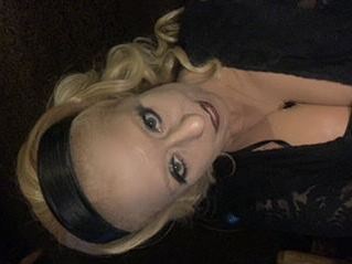 Foto de perfil de modelo de webcam de Simone88 